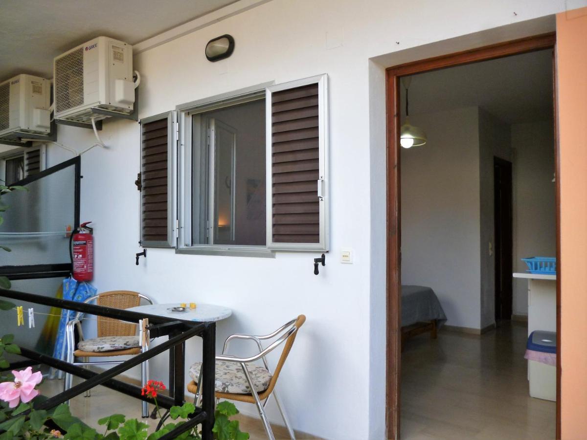 Kostas Studios Agios Georgios Pagon Exterior foto